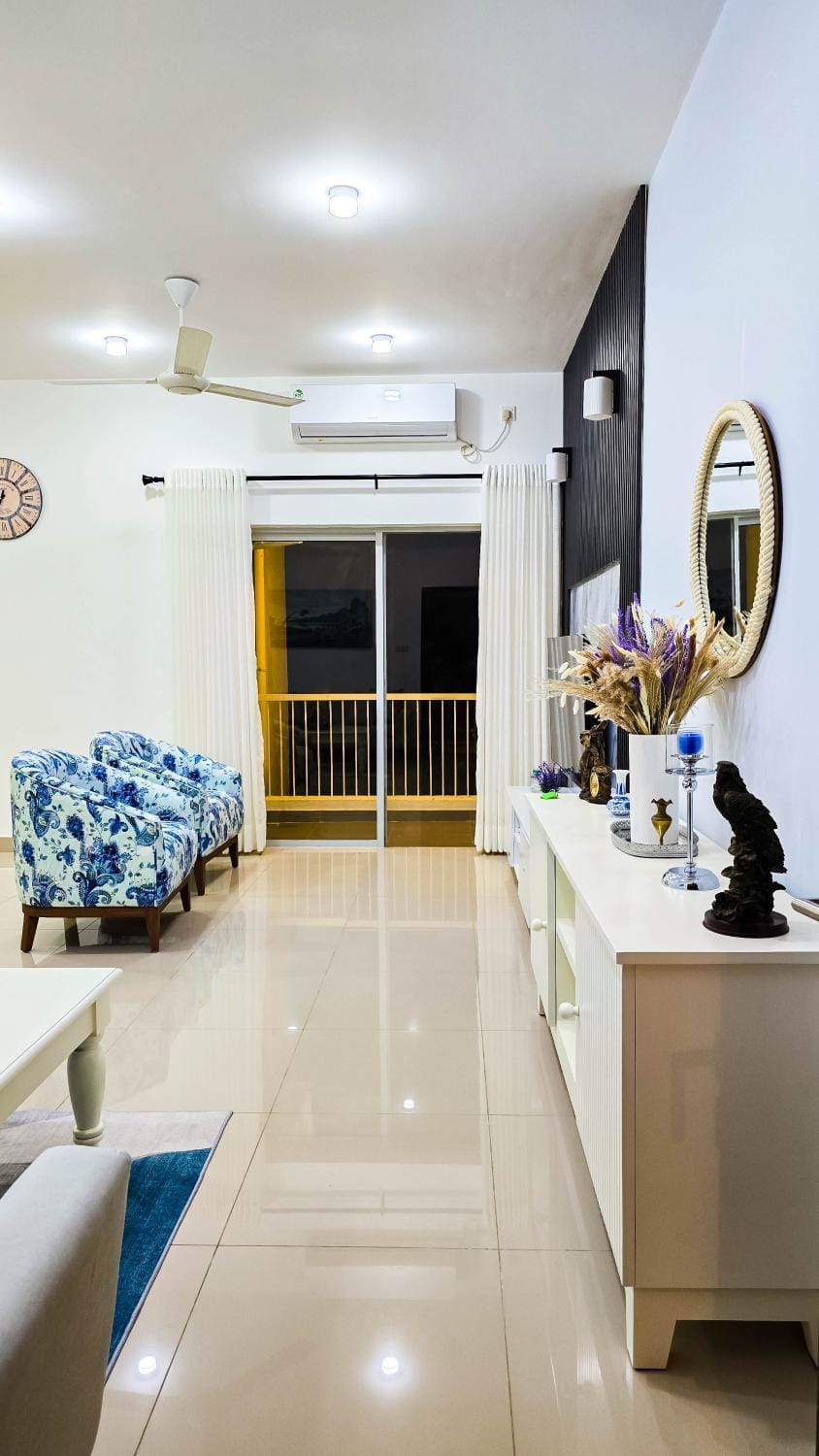 Santorini 3BR Resort Apartment Pool & Gym Apartment in Negombo