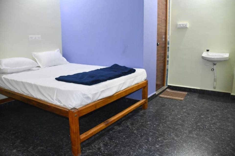 Golden Kudle Beach Resort Hotel in Karnataka