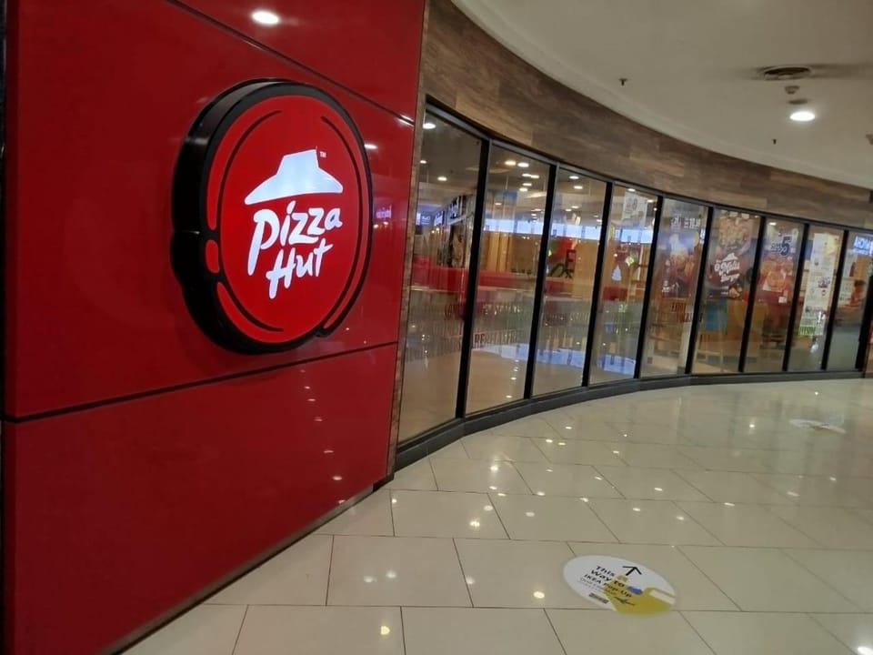 Restaurant/places to eat, Food and drinks