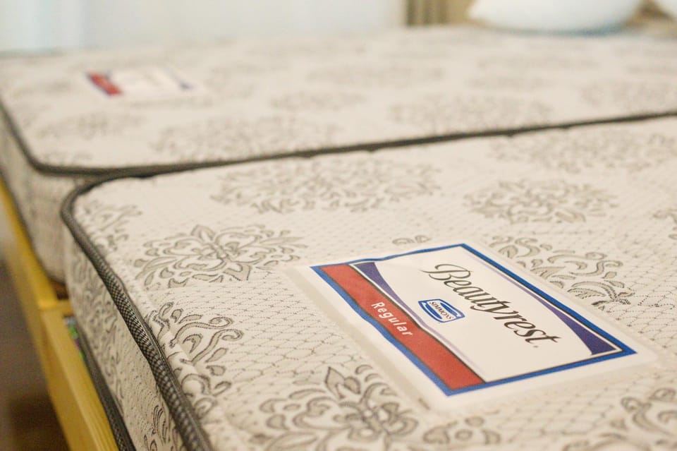 Bed, Photo of the whole room, Bedroom, Certificate/Award