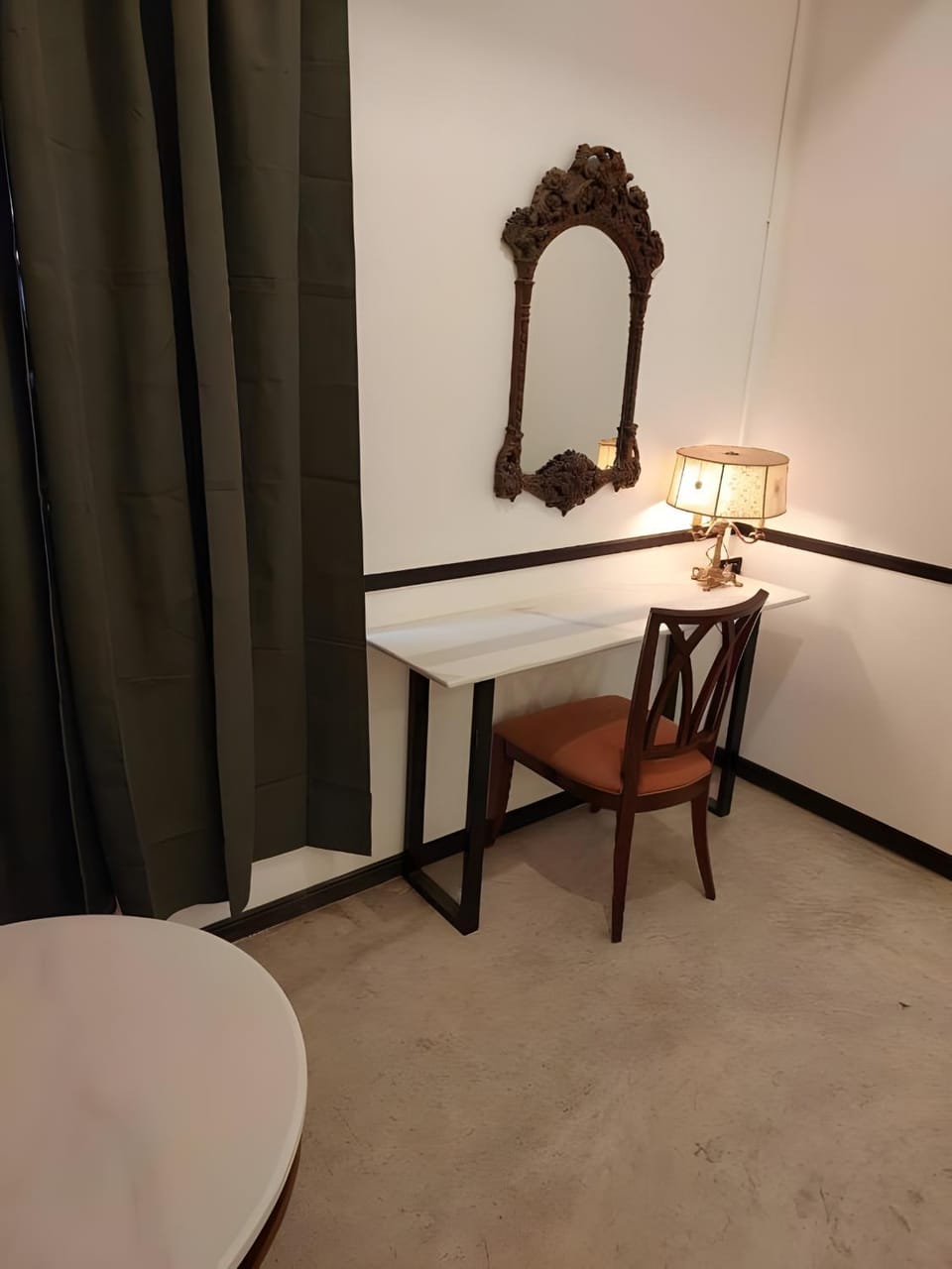 Photo of the whole room