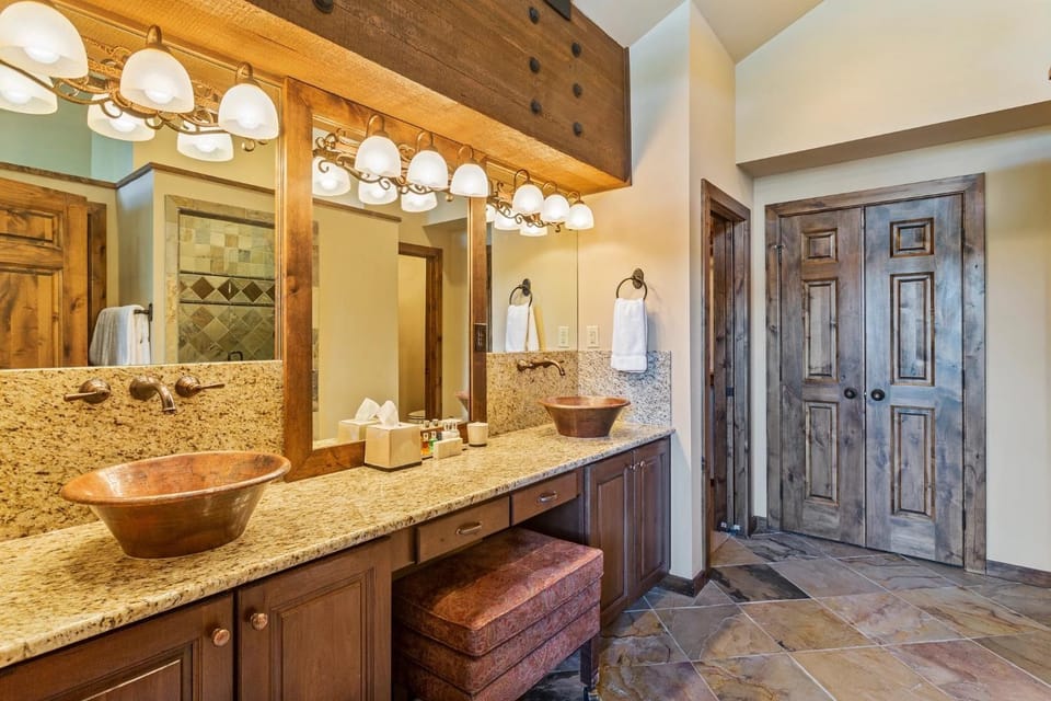Stag Lodge at Deer Valley Resort - Three Bedroom Residence with Spa #13 Apartment in Park City