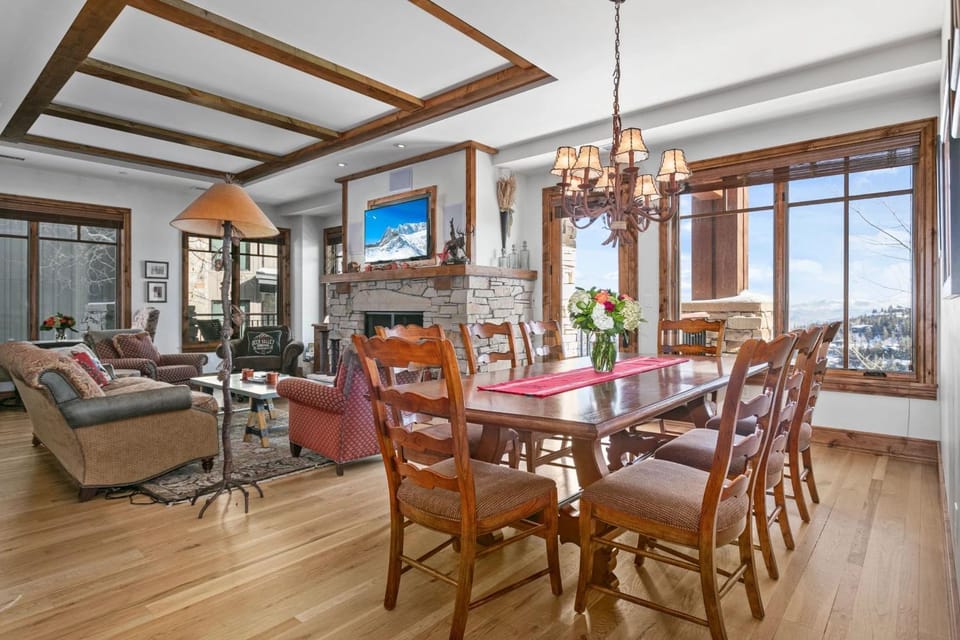 Shooting Star Lodge at Deer Valley Resort - Three Bedroom Residence #205 condo Apartment in Park City