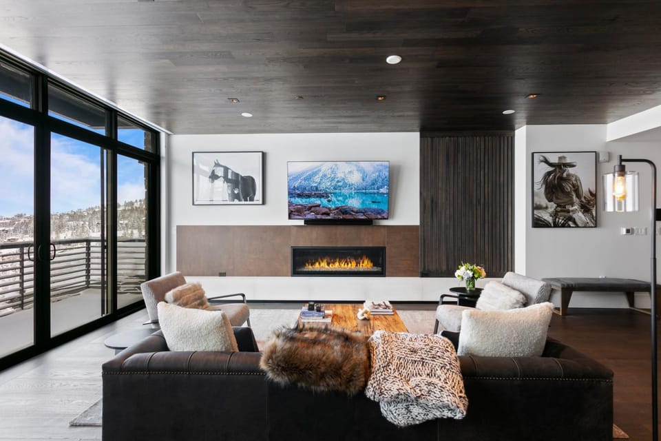 Argent at Deer Valley Resort - Three Bedroom Deluxe #103 condo Apartment in Park City