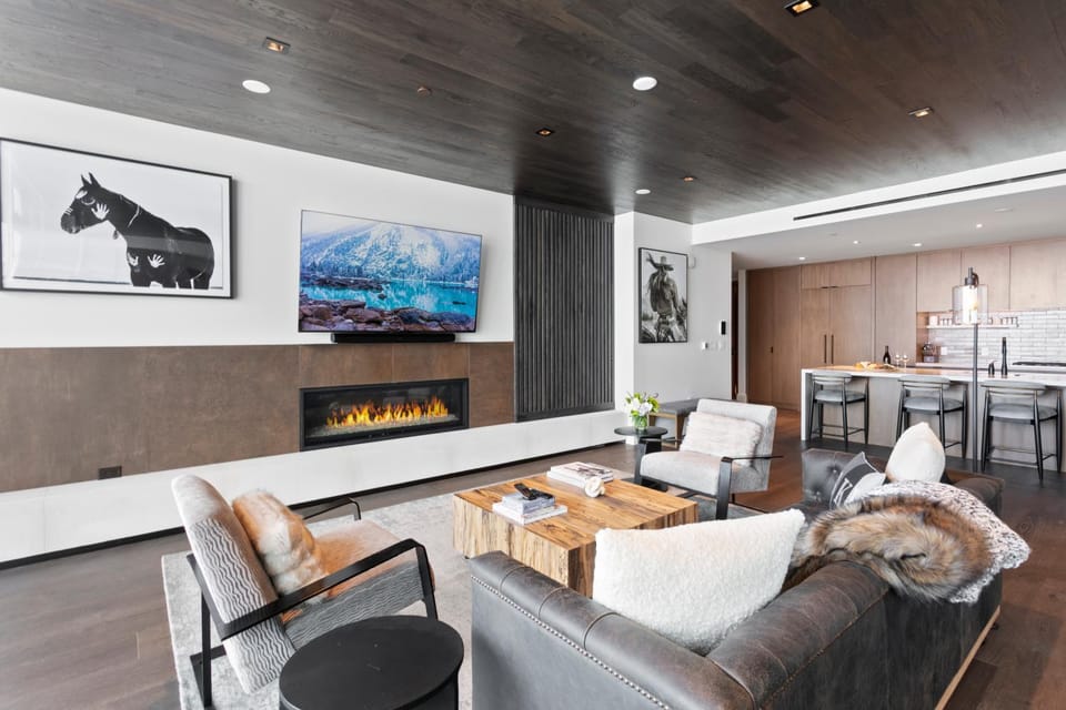 Argent at Deer Valley Resort - Three Bedroom Deluxe #103 condo Apartment in Park City