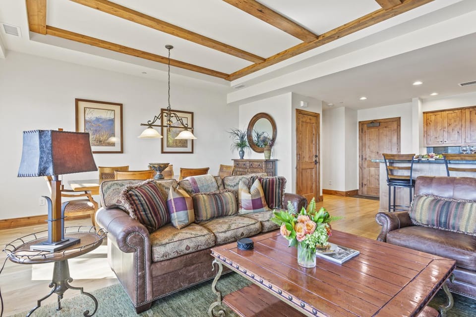 Shooting Star Lodge at Deer Valley Resort - Two Bedroom Residence #203 condo Apartment in Park City