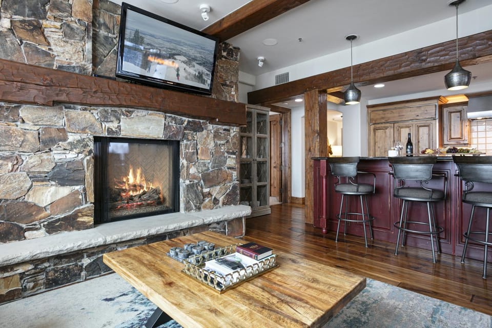 Grand Lodge - Three Bedroom #401 - Ski-in ski-out condo Apartment in Park City
