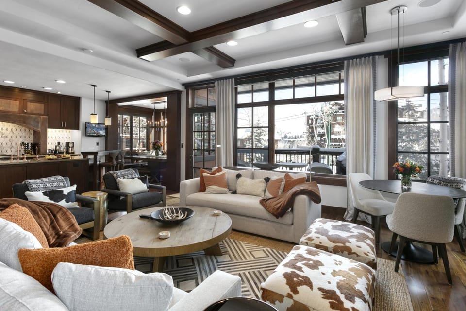 Flagstaff Lodge at Deer Valley Resort - Three Bedroom Residence #408 condo Apartment in Park City