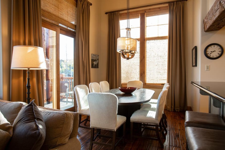 Grand Lodge - Penthouse #406 - Ski-in out Apartment in Park City