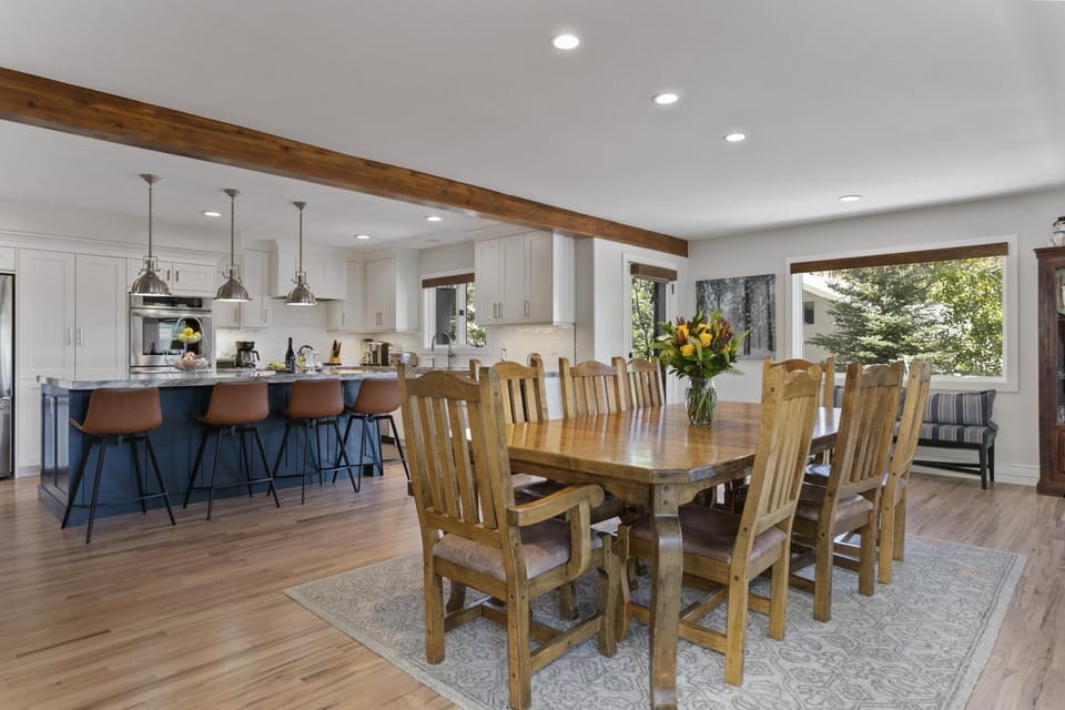 Solamere Drive Home at Deer Valley Resort - 6 Bedroom Home with Hot Tub #3220 House in Park City