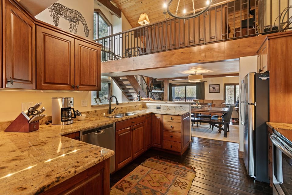 Ridgepoint - Three Bedroom with Spa #128 Apartment in Park City