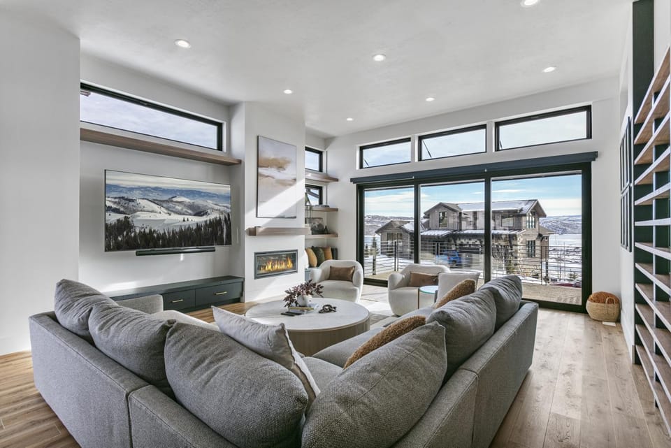1506 W Orion Way - SkyRidge 6 BR Home with Hot Tub House in Wasatch County