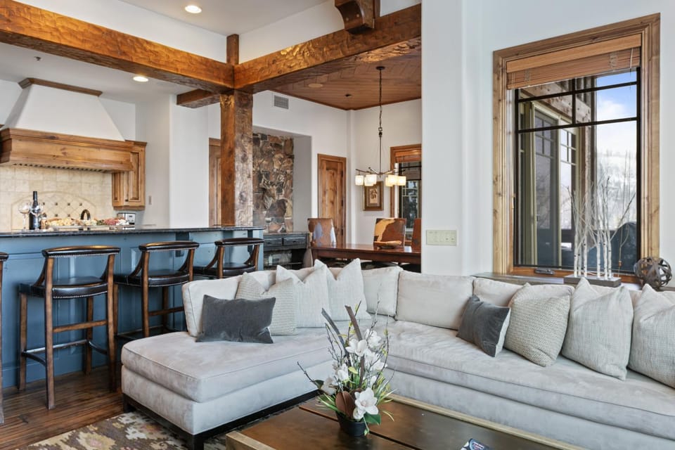 Grand Lodge - Three Bedroom #201 - Ski-in ski-out condo Apartment in Park City