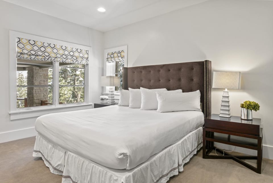 6977 Silver Lake Drive - 5 Bedroom Private Home with Hot Tub House in Park City