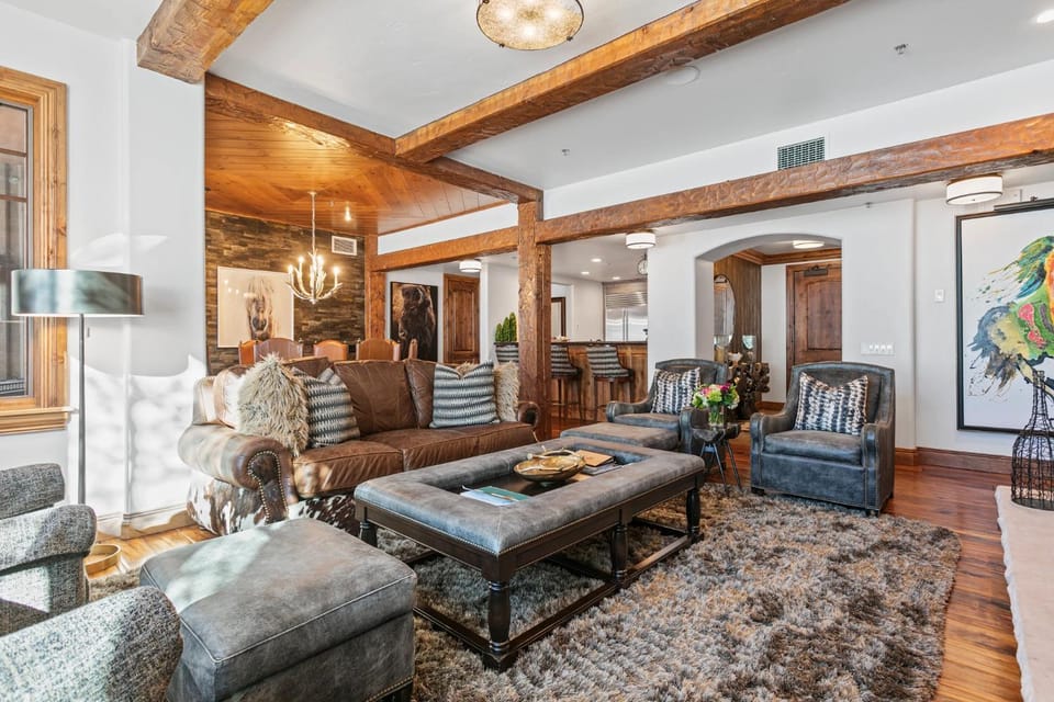 Grand Lodge - 3 Bedroom Deluxe #304 - Ski-in out Apartment in Park City