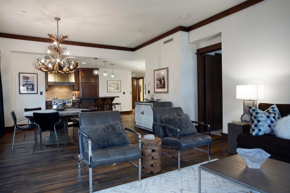 Arrowleaf Lodge- Two Bedroom Residence #209 condo Apartment in Park City