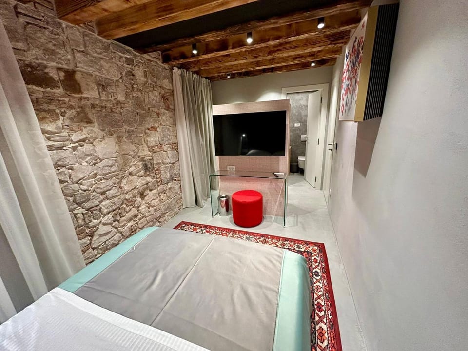 Boutique Heritage Room 2 Bed and Breakfast in Split