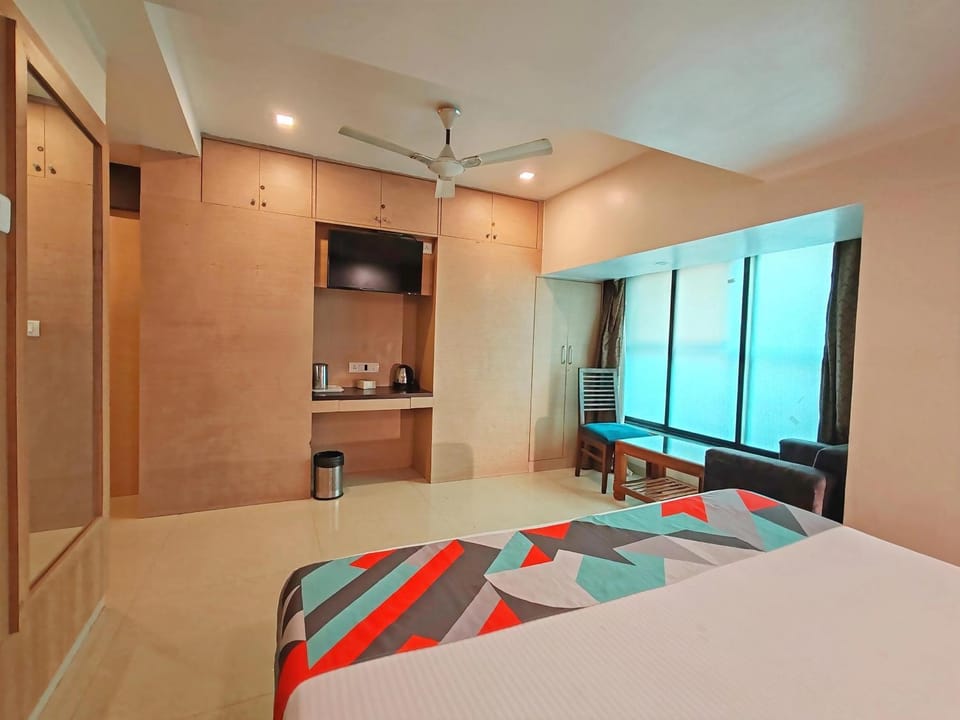 Hotel Aishwarya Residency Hotel in Maharashtra