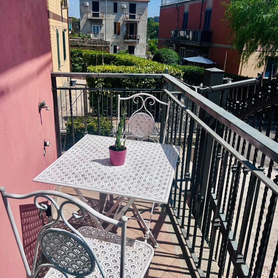 Property building, Patio, Day, View (from property/room), Balcony/Terrace, Dining area