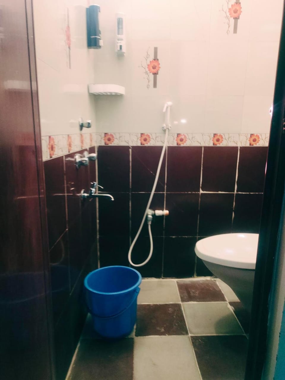 DREAMY cosy Stay 8bhk, 6 mins to Whitetown & Beach - PLATINUM House in Puducherry