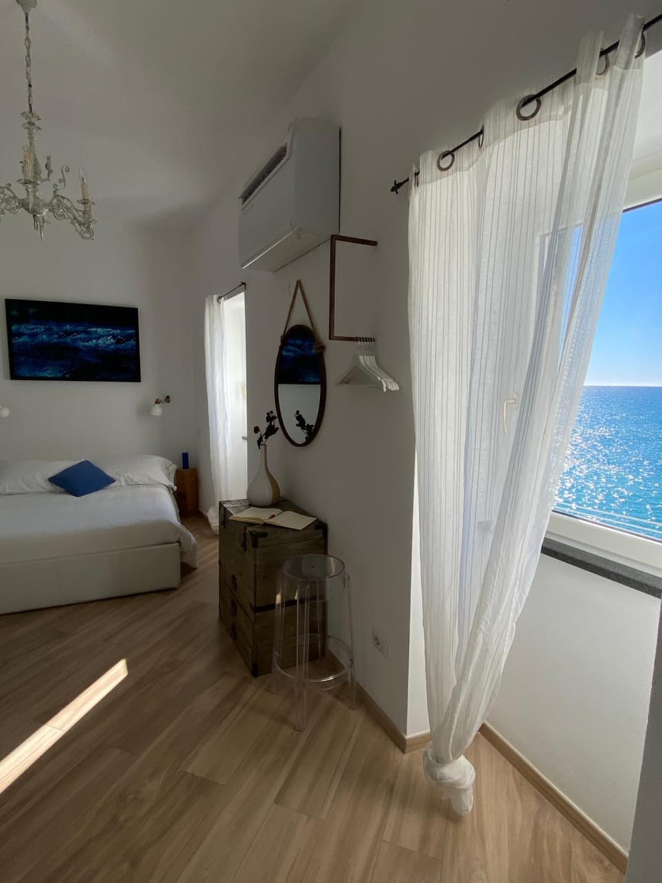 Bed, View (from property/room), View (from property/room), Bedroom, Sea view, Sea view
