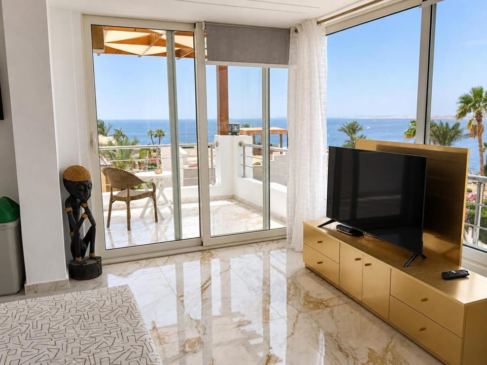 Three Bedrooms Rooftop Seaview Apartment in South Sinai Governorate