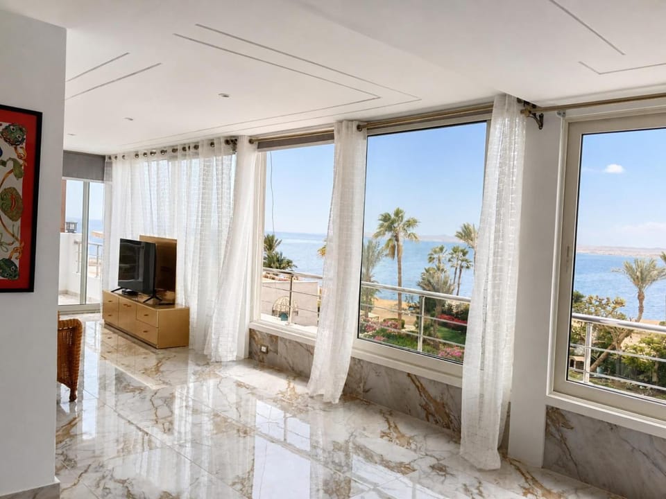 Three Bedrooms Rooftop Seaview Apartment in South Sinai Governorate