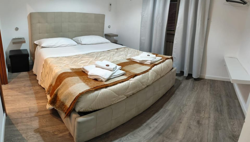 vatican house tolemaide ottaviano Apartment in Rome