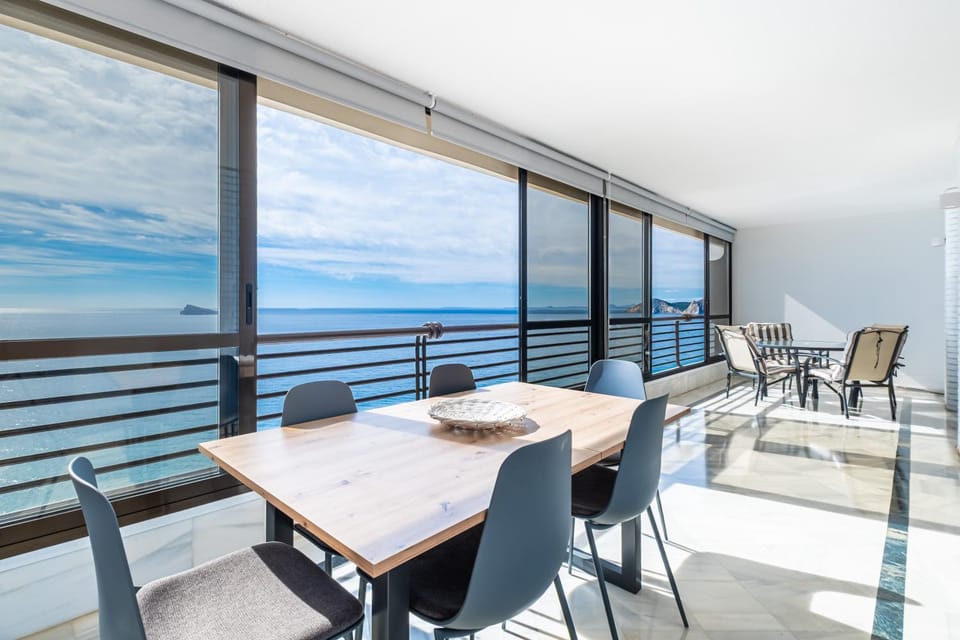 Natural landscape, View (from property/room), Balcony/Terrace, Living room, Dining area, Sea view