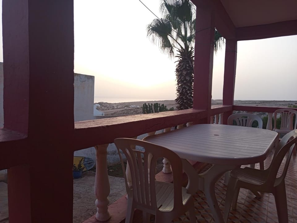 Day, View (from property/room), Balcony/Terrace, Balcony/Terrace, Dining area, Sunset