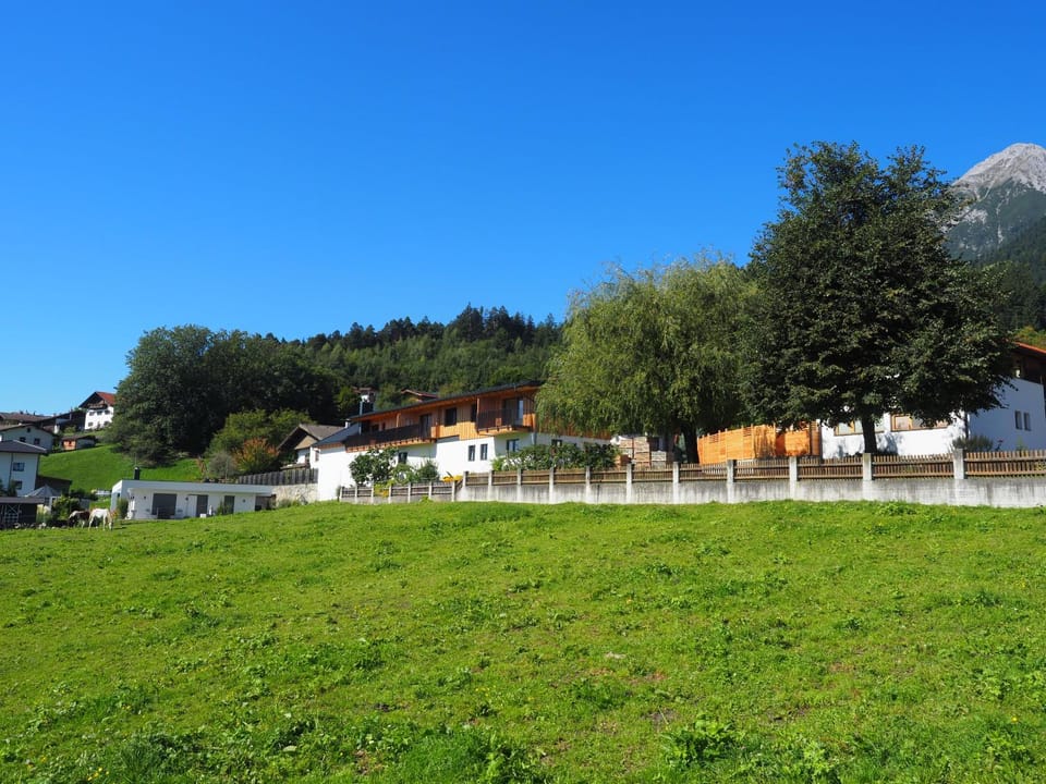 Property building, Spring