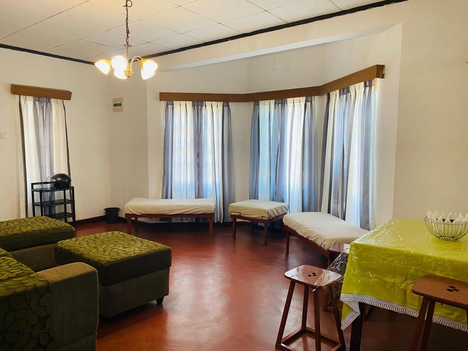 Camellia Hills House in Central Province