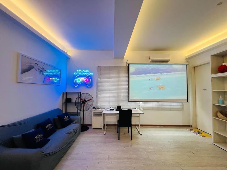 KL 5KM MidValley Karaoke Bungalow 38Pax 15Cars Villa in Federal Territory of Kuala Lumpur