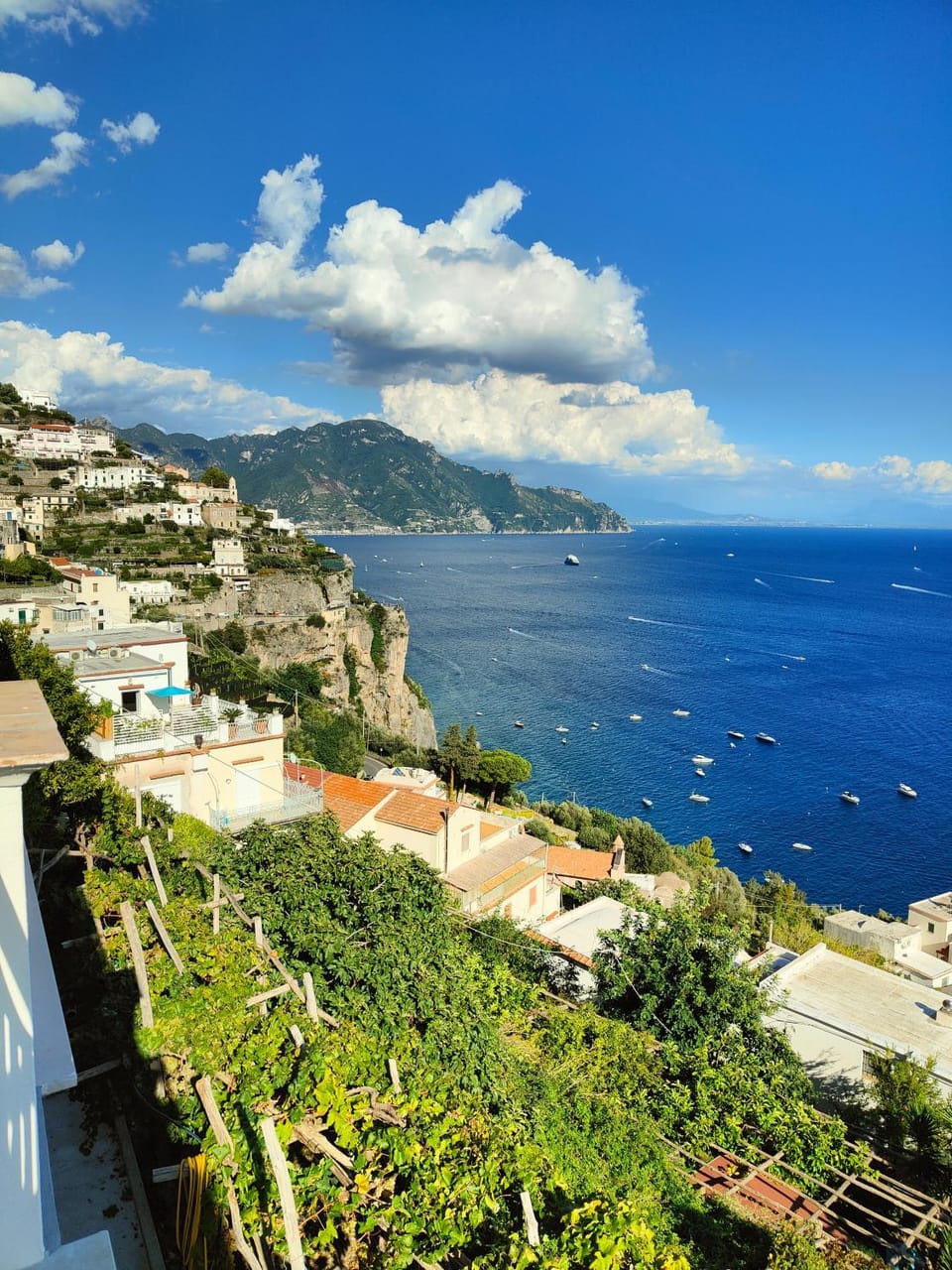 Nearby landmark, Mountain view, Sea view