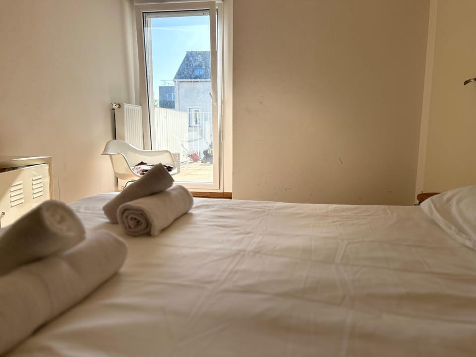 Cosy T2 à 3min de la gare - Parking souterrain Gratuit & Privé - Paris & Disneyland 25min Apartment in Noisy-le-Grand