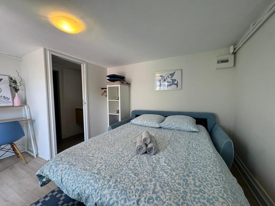 Majorelle Studio near Eurexpo - Lyon - hospitals Apartment in Auvergne-Rhône-Alpes