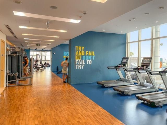 FIRST CLASS Studio Stylish , Prime Location Apartment in Dubai