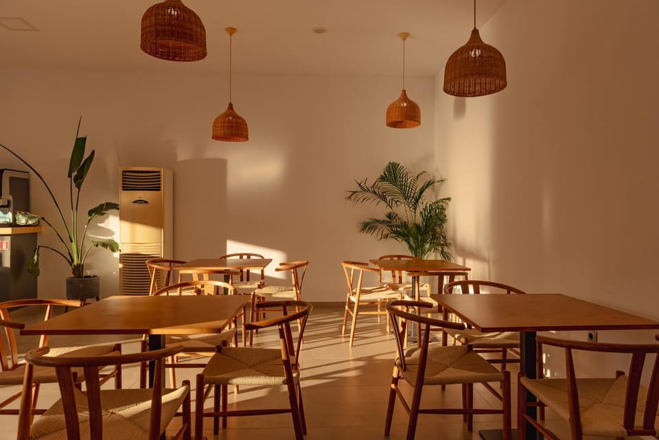 Restaurant/places to eat, Lobby or reception