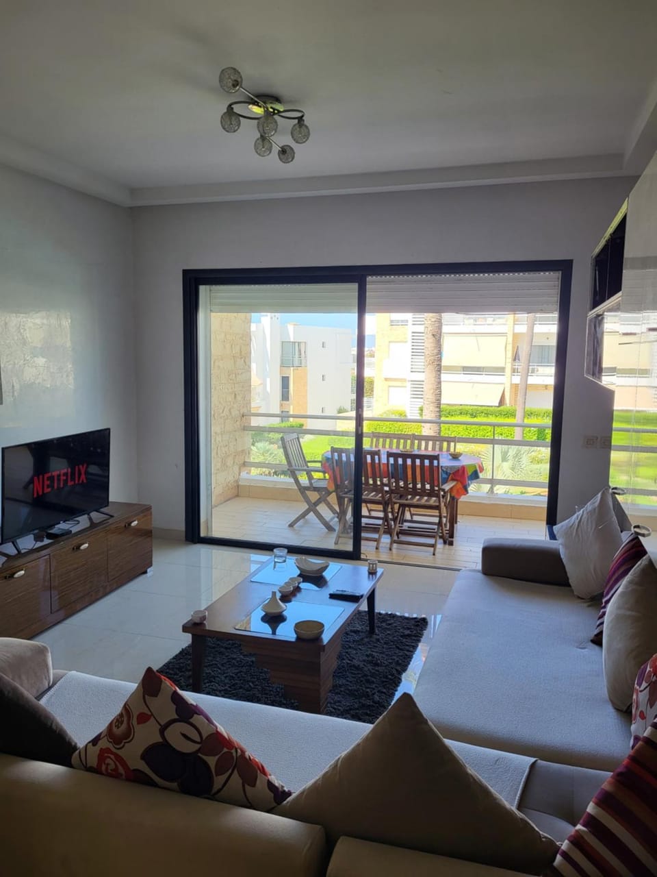 Superbe appartement de 3 chambres avec piscines Apartment in Casablanca-Settat