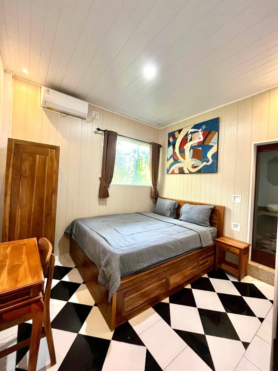 Bed, Living room, Bedroom, air conditioner