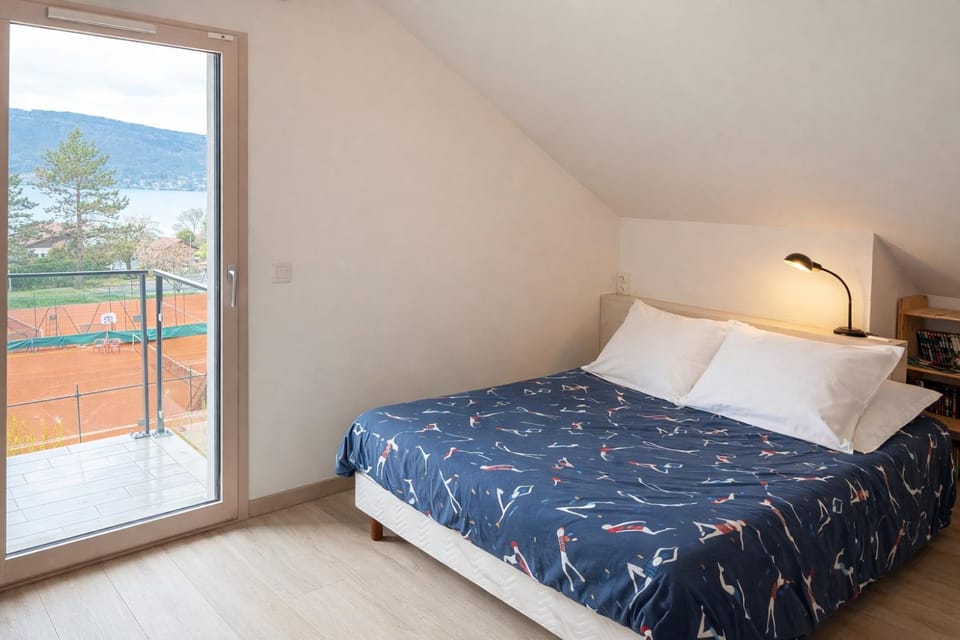 Charmante Vue sur Lac Vacation rental in Menthon-Saint-Bernard