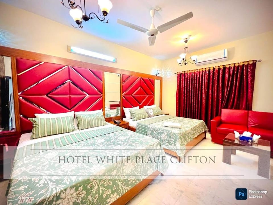Hotel White Palace Clifton Bed and Breakfast in Karachi