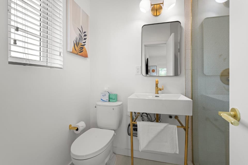 Toilet, Bathroom
