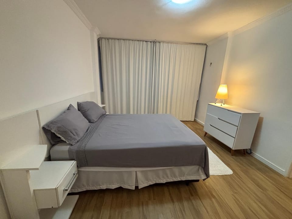 Leblon, 3 minutes from the beach and next to the subway Apartment in Rio de Janeiro