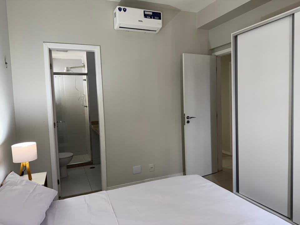 Bed, Bathroom, Photo of the whole room, Bedroom, wardrobe, air conditioner
