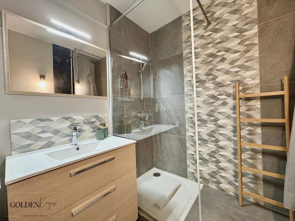 Le Studio de Fannie - moderne avec parking gratuit Apartment in Annecy