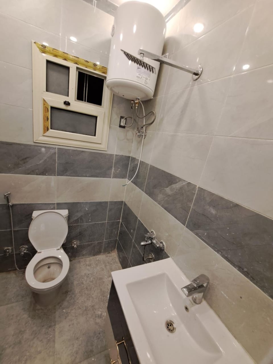 Shower, Toilet, Bathroom, Bath, bidet
