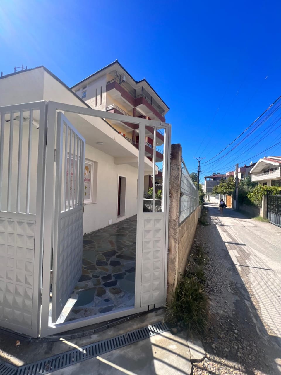 Property building, Street view