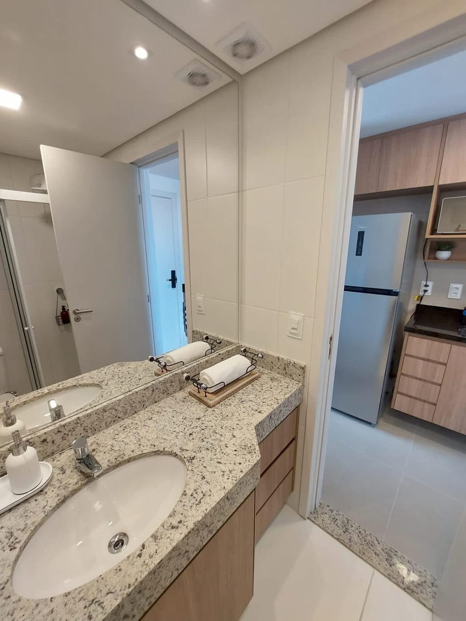 BLUE OASIS: Sea View in vibrant Rio Vermelho! Apartment in Salvador