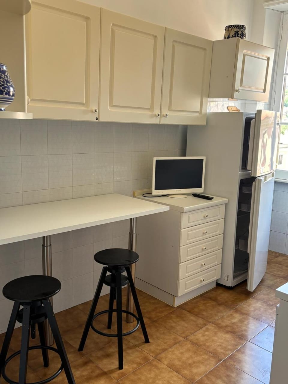 TV and multimedia, Kitchen or kitchenette